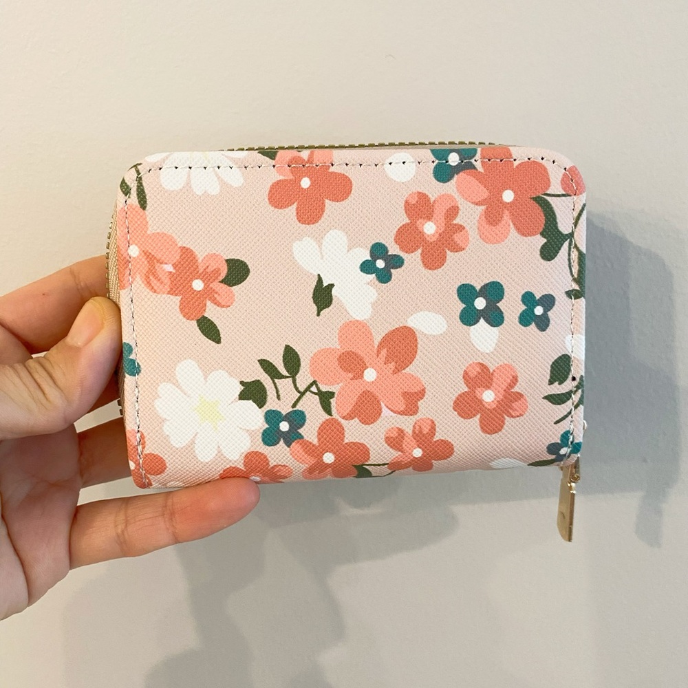 NEW small wallet